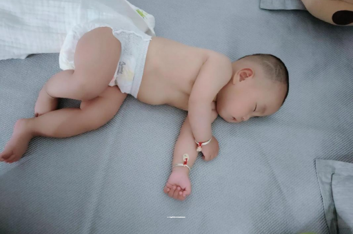 合肥宝宝口水多怎么回事